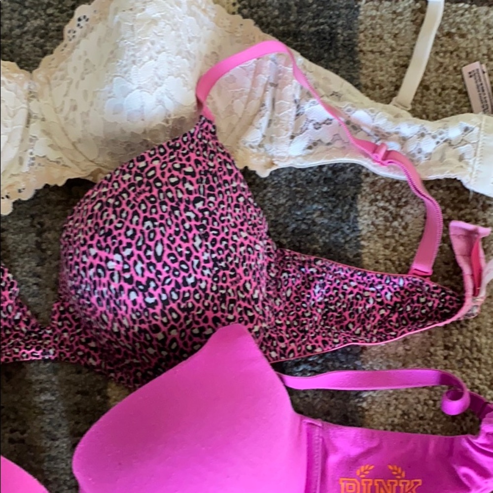 3 VS bras